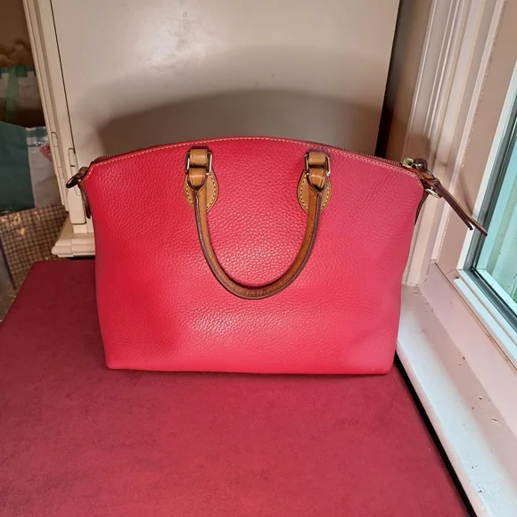 Dooney&Bourke Pink Soft Leather π Bag Great Condition - Picture 3 of 11